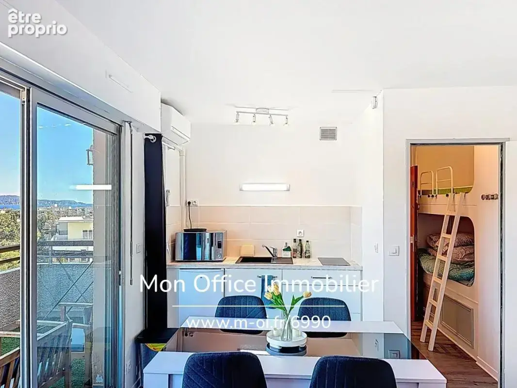 Référence : 6990-les. - studio cabine vue mer rénové à vendre à cavalaire sur mer - photo 7