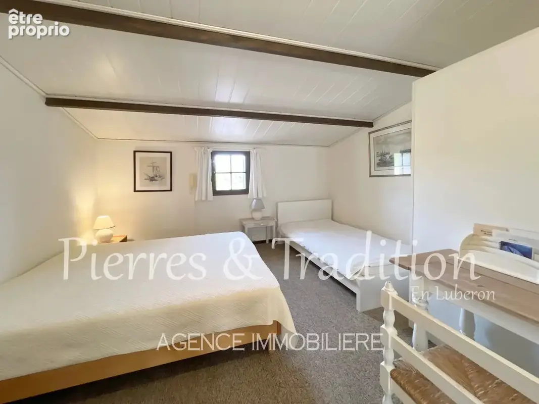 St Saturnin les Apt, maison de 120m2 avec jardin et piscine - photo 8