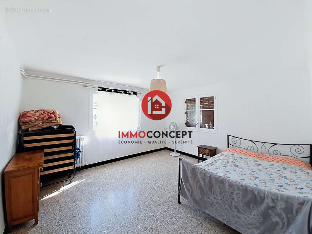 Maison à ROQUEMAURE