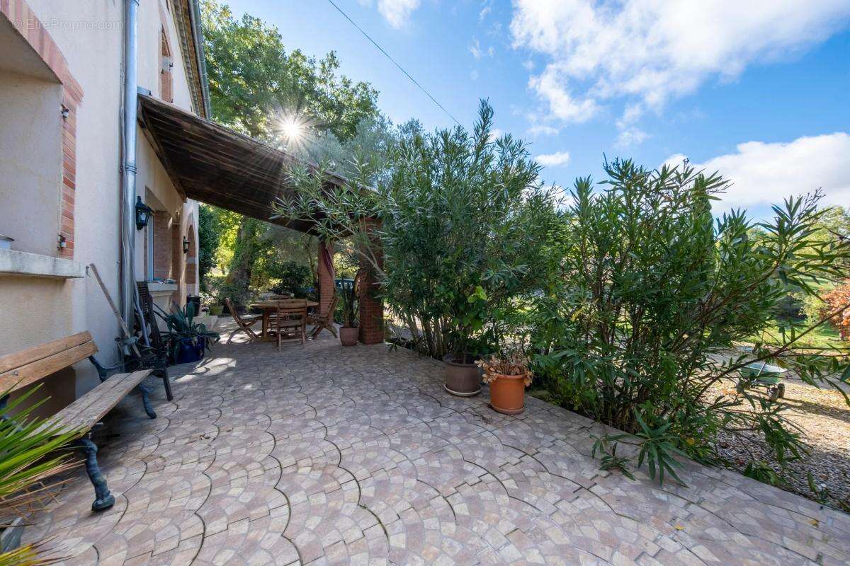 Maison à PUYLAURENS