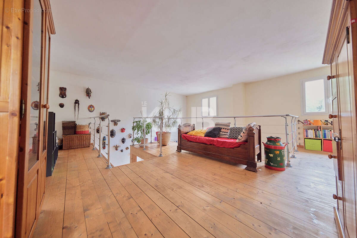 Maison à POGGIO-DI-VENACO