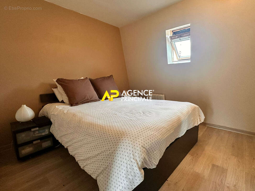 Appartement à SARTROUVILLE