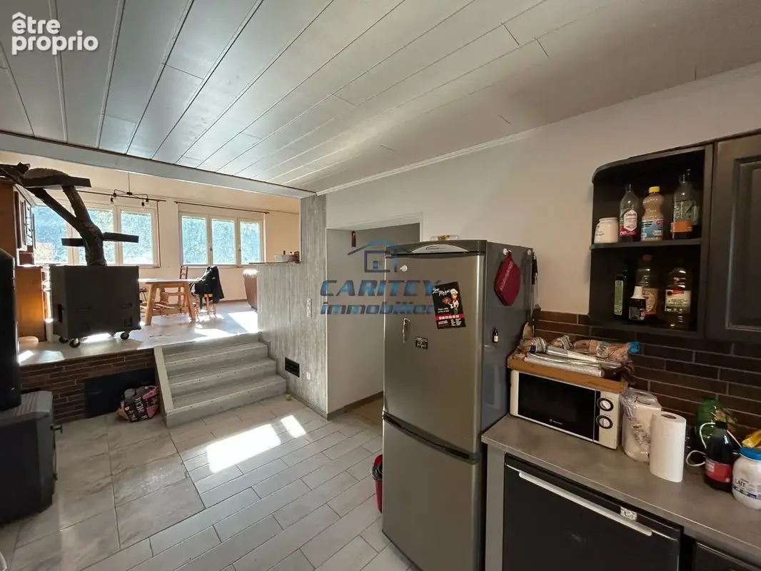 Maison de 147 m2 avec grand atelier et terrain de 10 ares 85 caCARITEY Immobilier vous présente cette belle o - photo 8