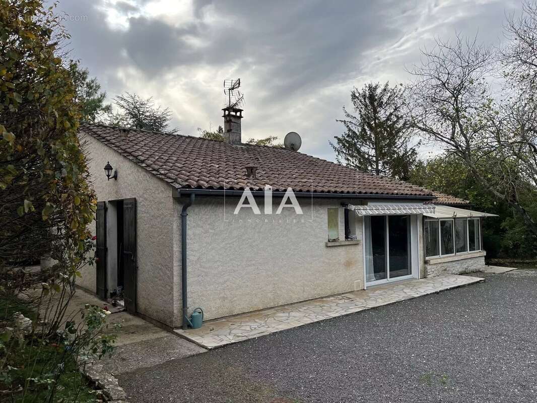 Maison à FONTENILLE