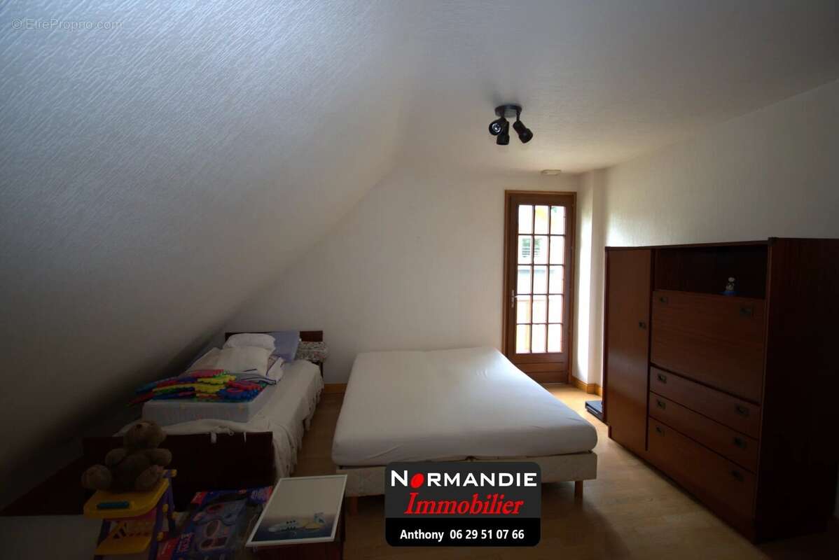 Maison à SAINT-MAURICE-D&#039;ETELAN