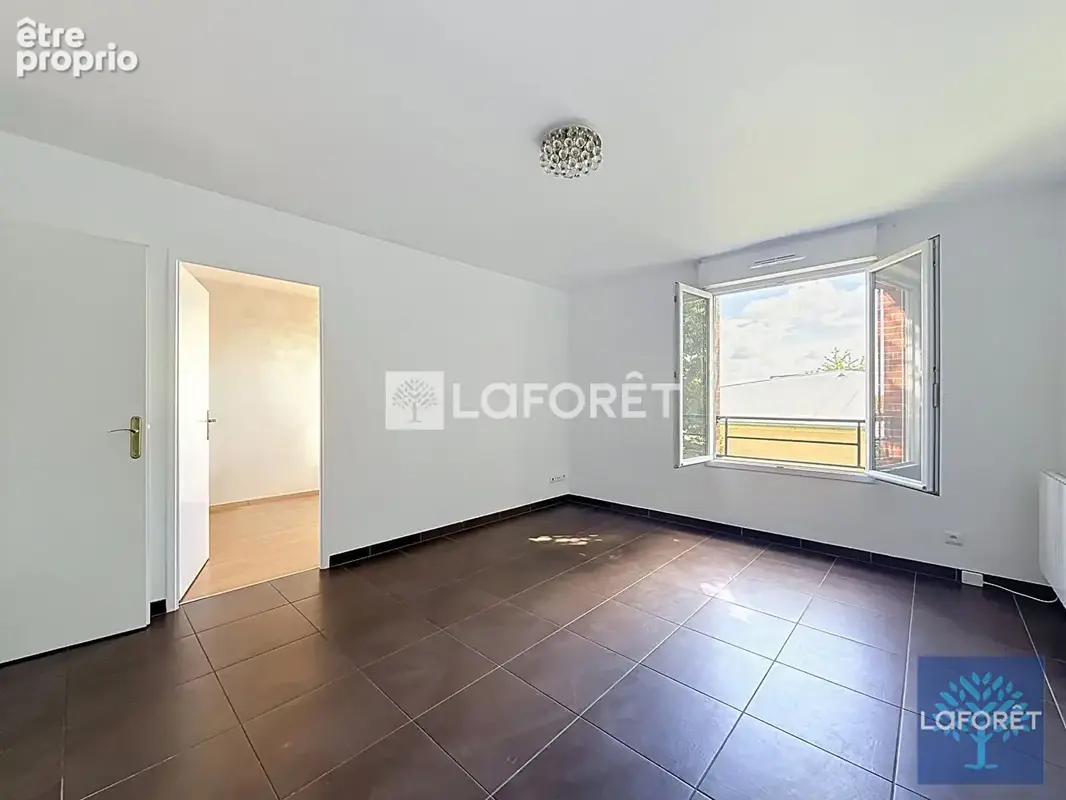 Appartement Vigneux Sur Seine 2 pièces + 3 places de parking - photo 9