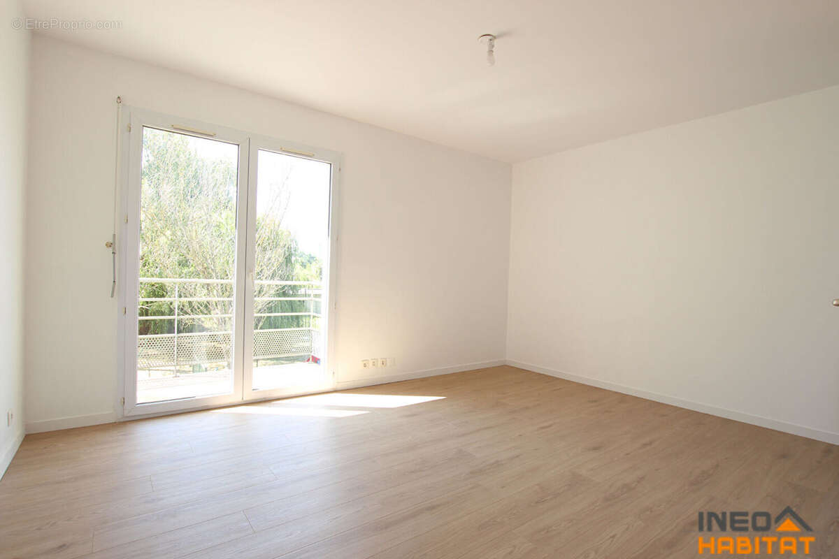 Studio BRUZ- 1 pièce(s) - 20.55 m2 - photo 2