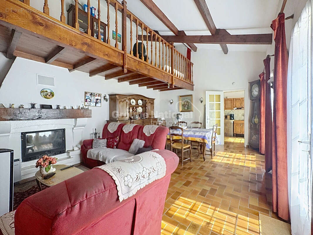 Maison à CHEVAL-BLANC