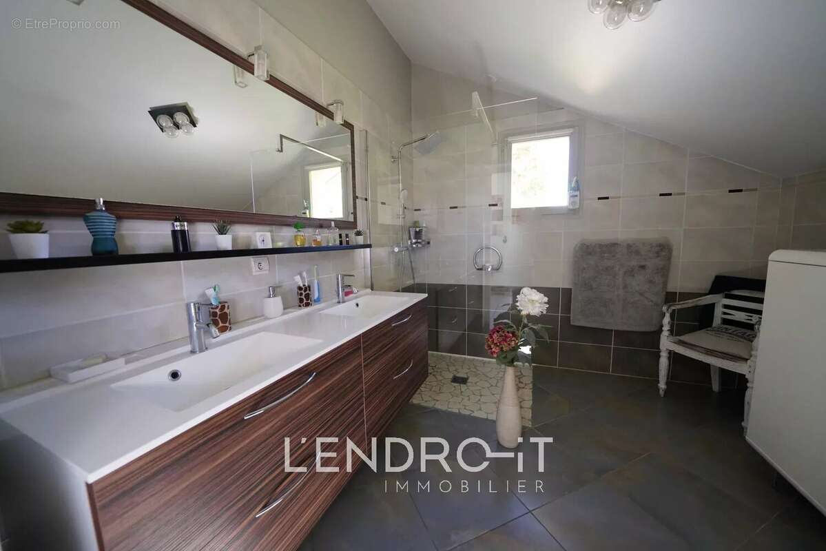 Maison à ANNECY-LE-VIEUX