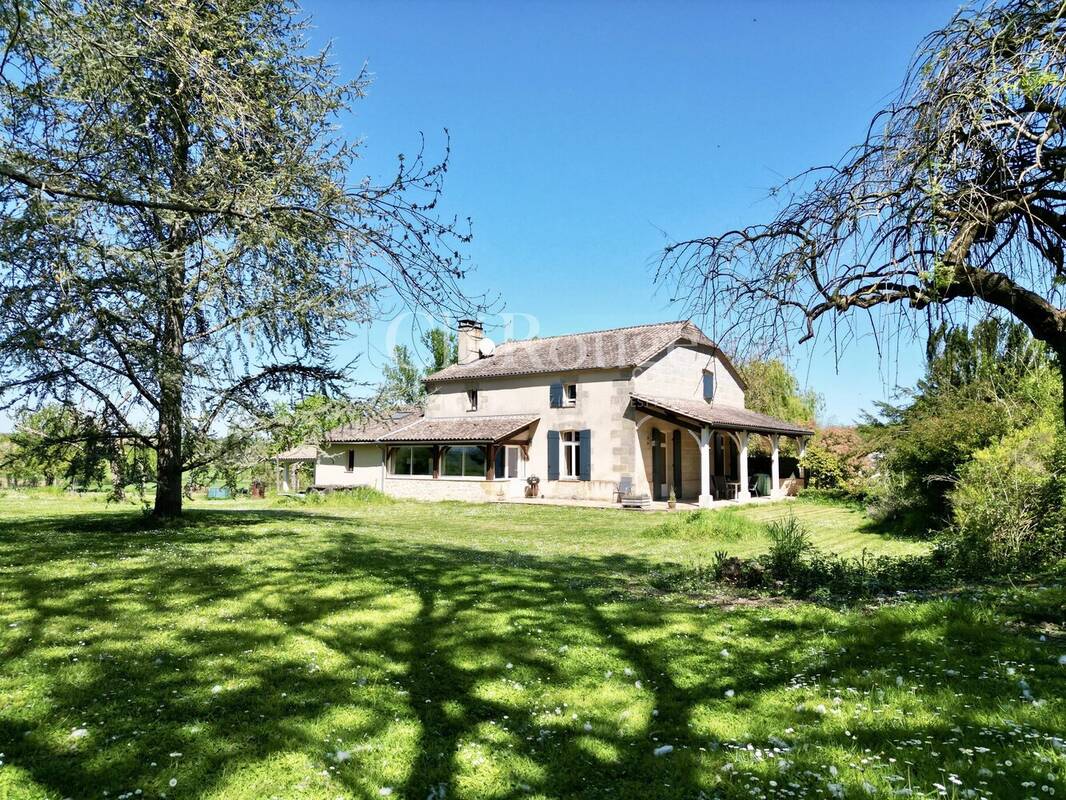 Maison à TOMBEBOEUF