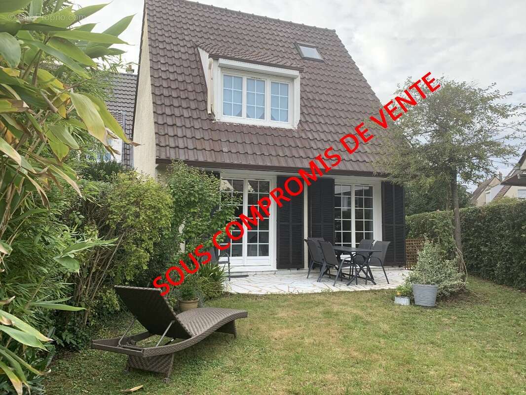 Maison à BREUILLET