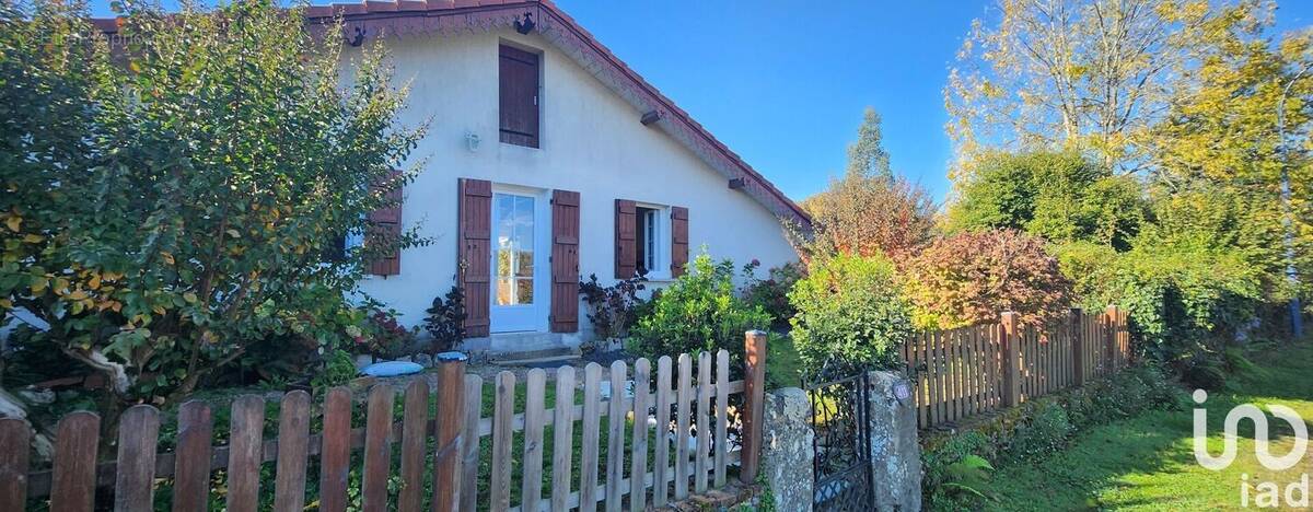 Photo 1 - Maison à BASCONS