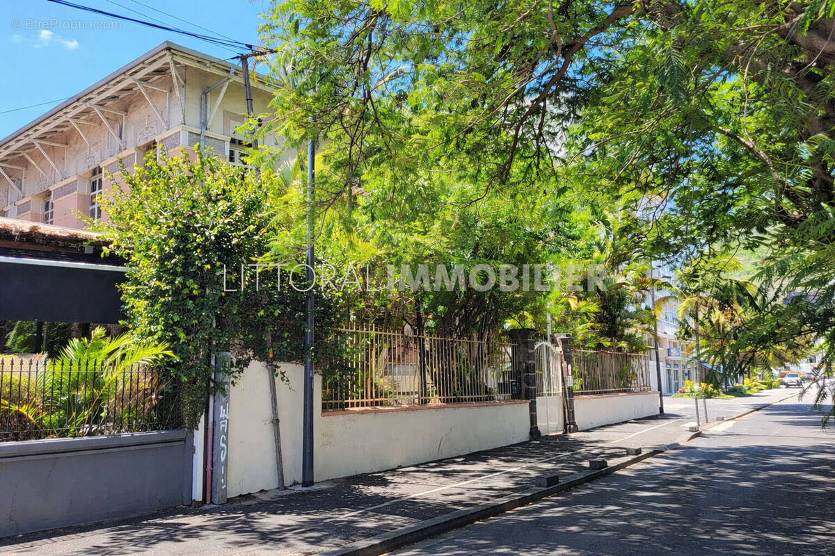 Appartement à SAINT-DENIS