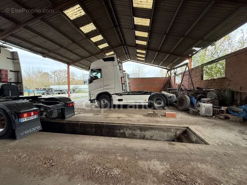 Commerce à CASTELGINEST