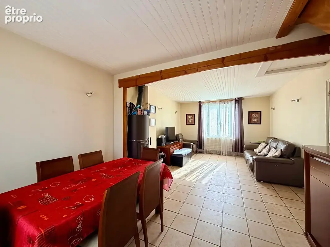 Maison 5 pièce(s) 3 chambres - photo 2