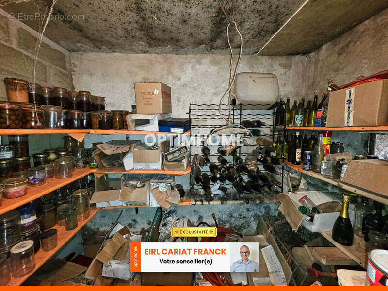 Maison à SAINT-ETIENNE-DE-FURSAC