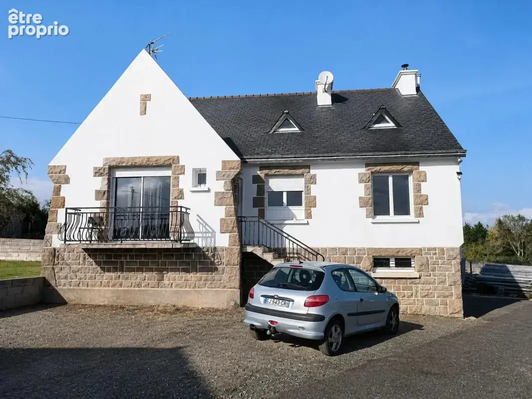 Maison à TREGUEUX