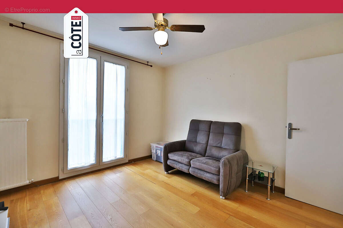 Appartement à CHATEAUNEUF-LES-MARTIGUES