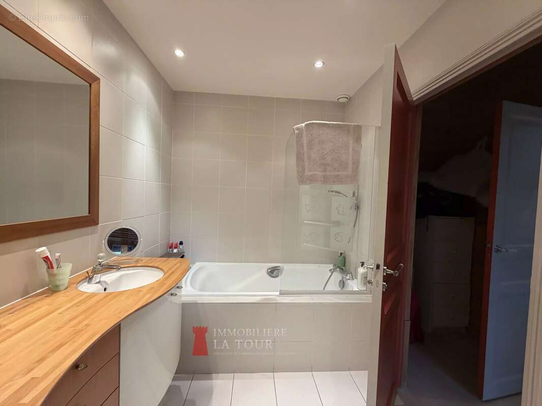 Appartement à BOULOGNE-BILLANCOURT