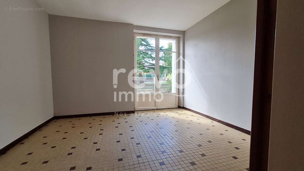 Maison à MAUVES-SUR-LOIRE