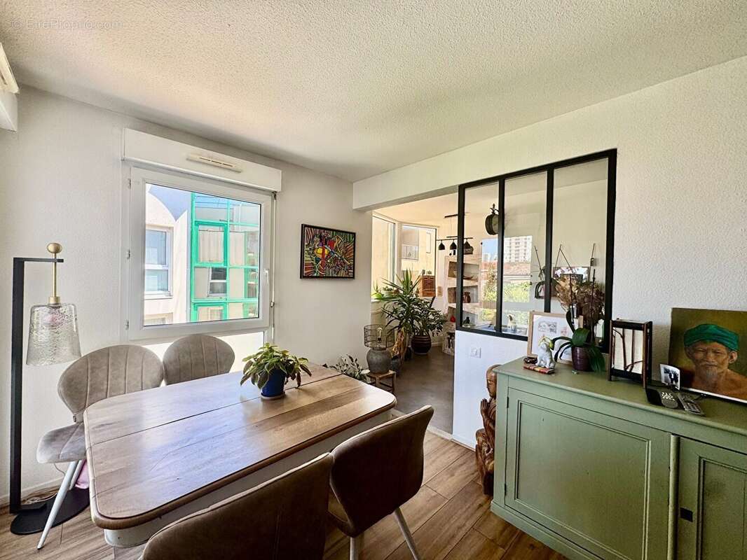 Appartement à BORDEAUX