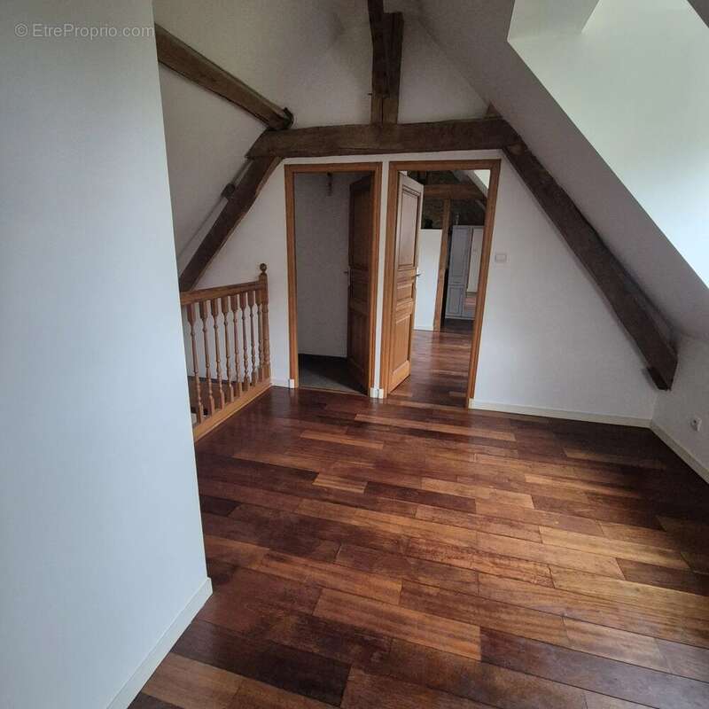 Maison à SAVIGNE-L'EVEQUE