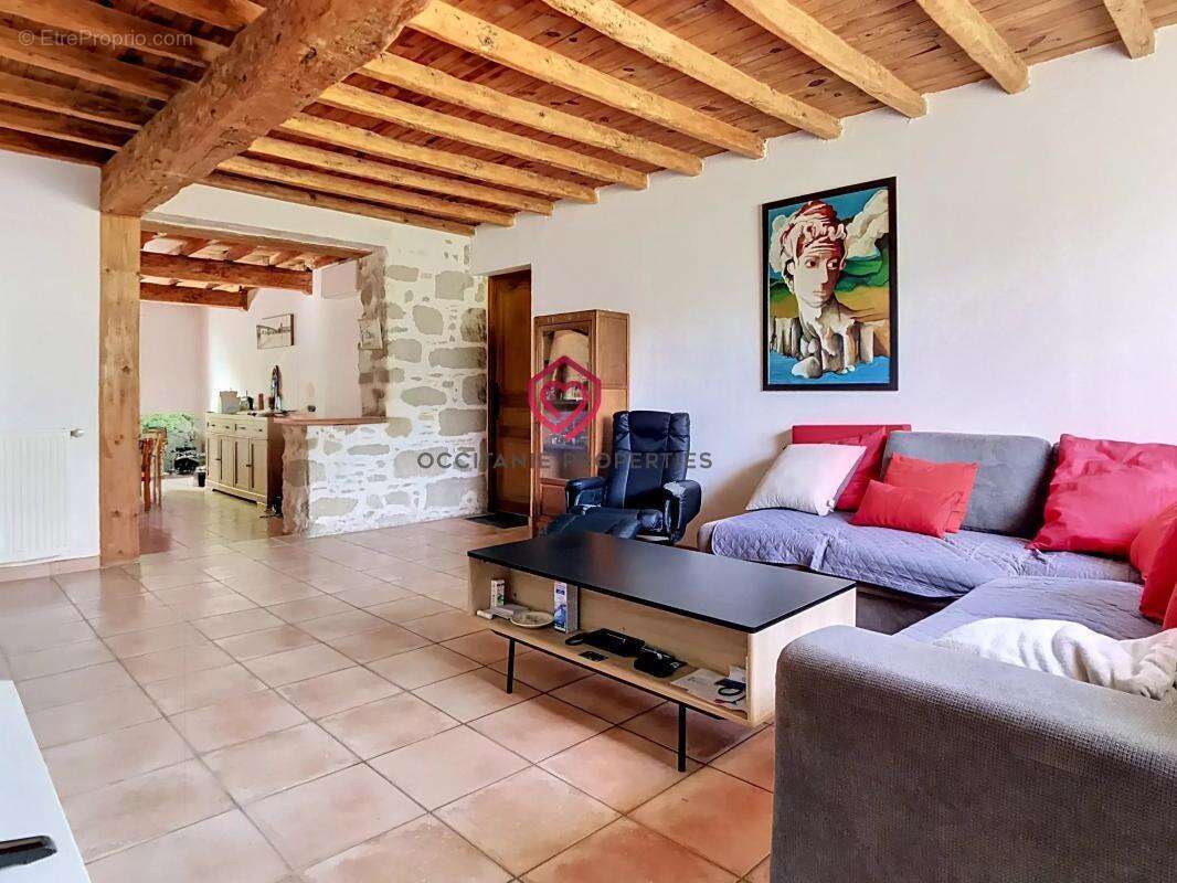 Maison à LA POMAREDE