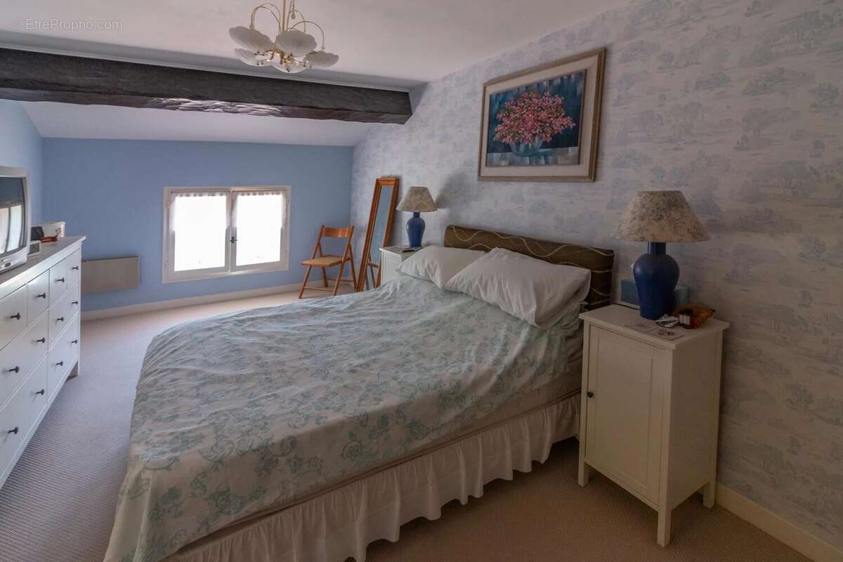 Spacieuse maison à la campagne avec piscine près de Cognac - photo 16