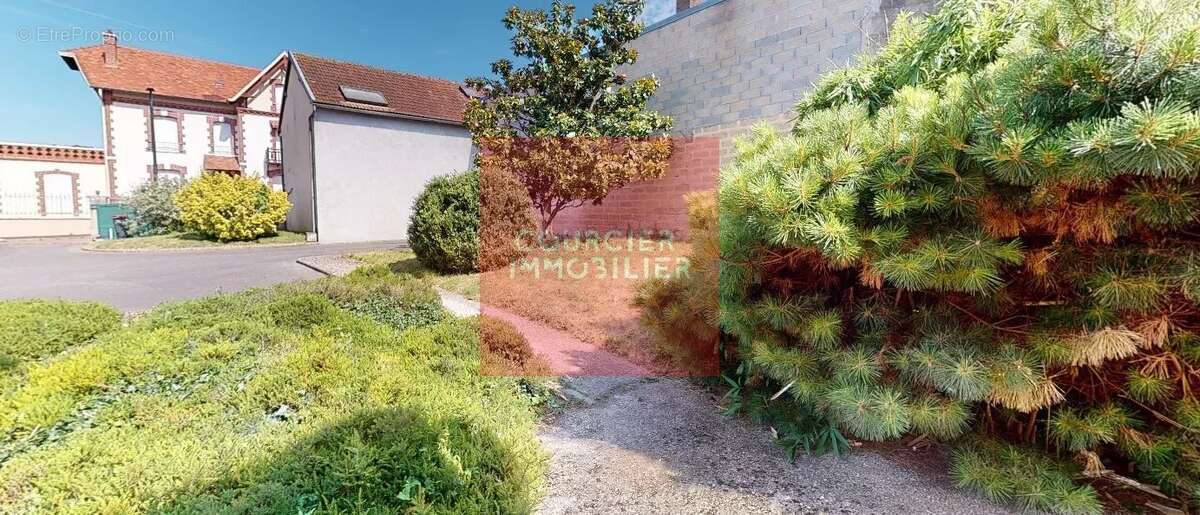 Maison à COURTENAY