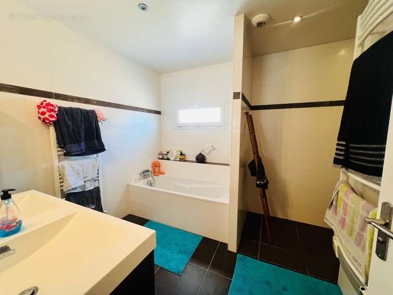 Maison à CHATELLERAULT