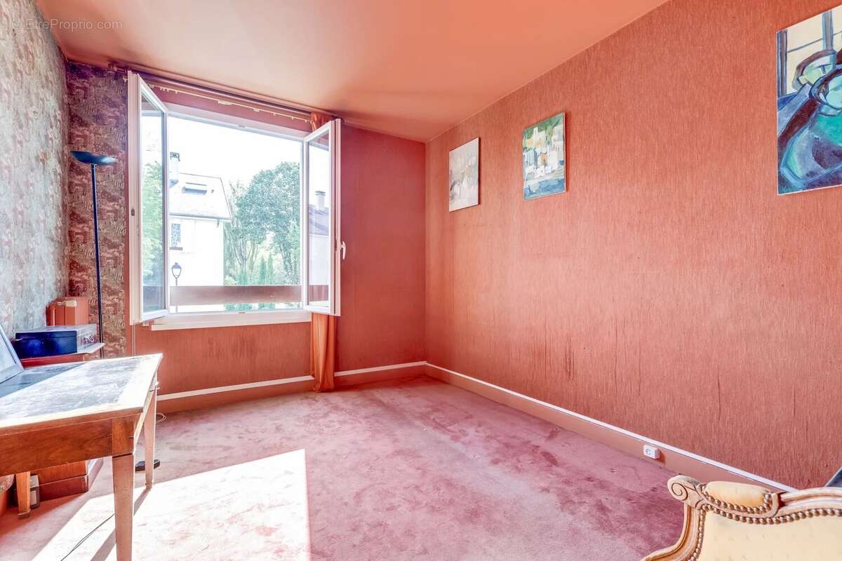 Appartement à LOUVECIENNES