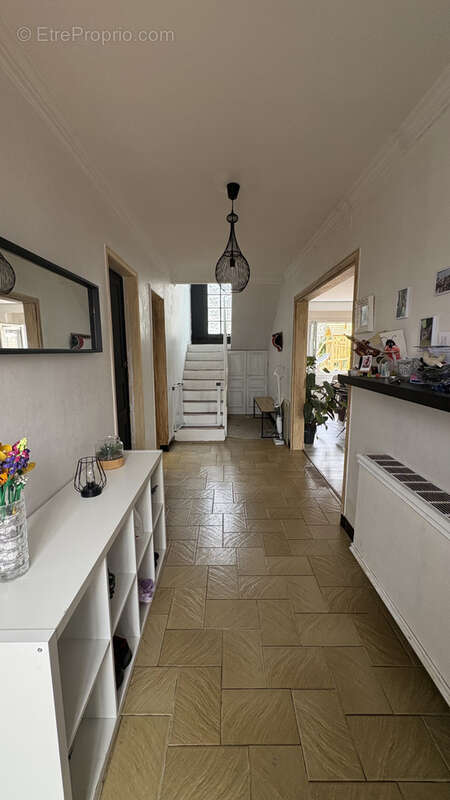 Agréable maison 8 pieces avec jardin et garage individuel - photo 14