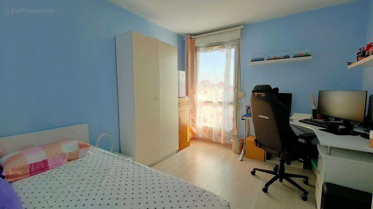 Appartement à BUSSY-SAINT-GEORGES
