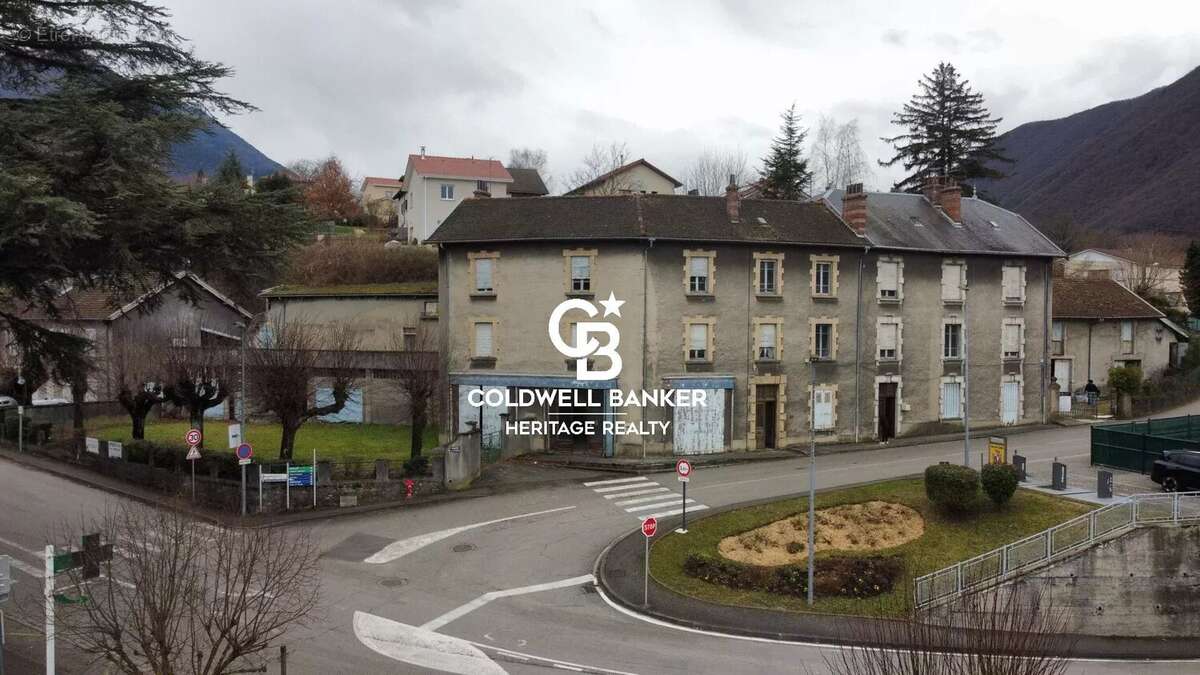 Appartement à SAINT-GEORGES-DE-COMMIERS