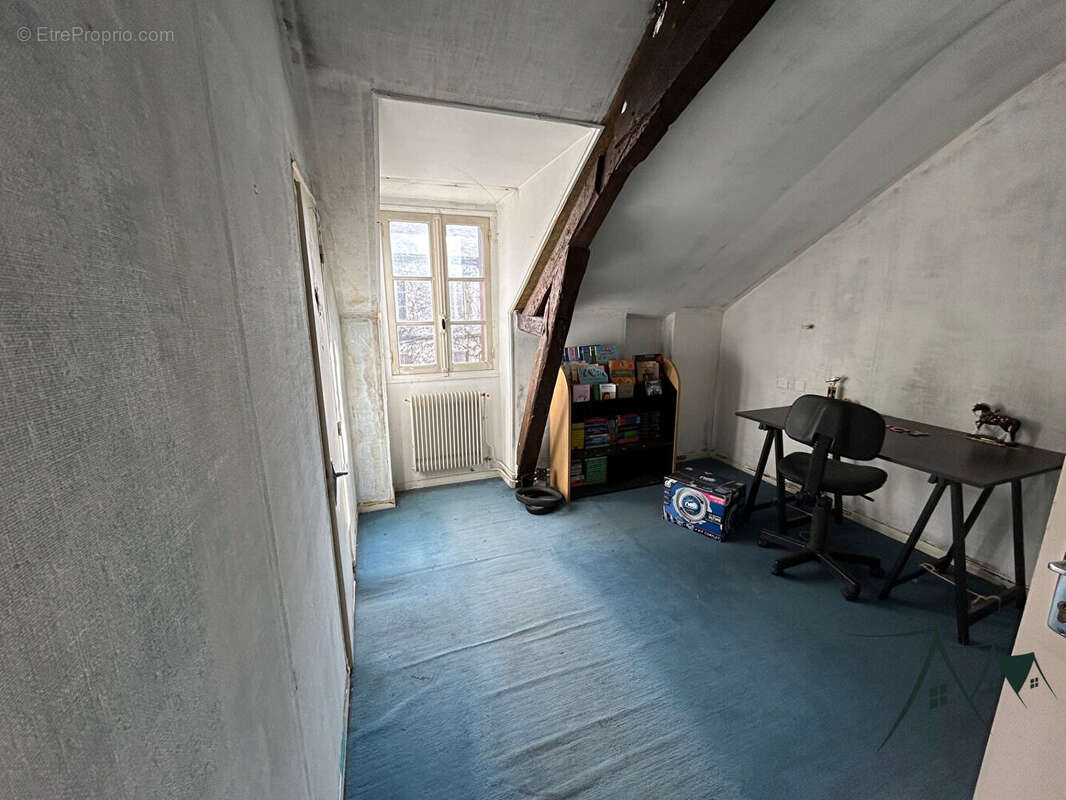 Appartement à SAINT-AMAND-MONTROND