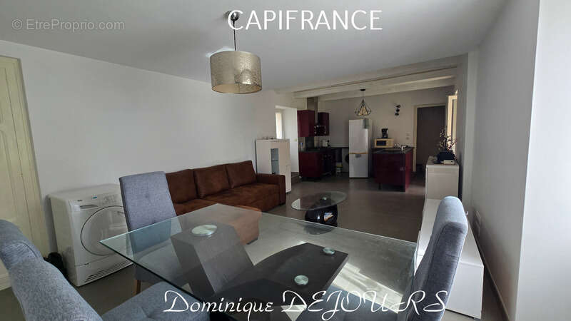 Maison à SAINT-SAUVEUR-DE-MONTAGUT