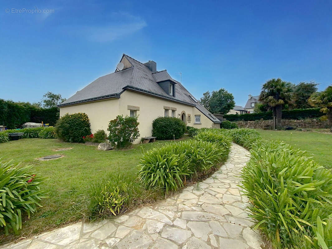 PLOUBAZLANEC Maison  120 m2 Jardin 1230 m² Proche centre ville - photo 3