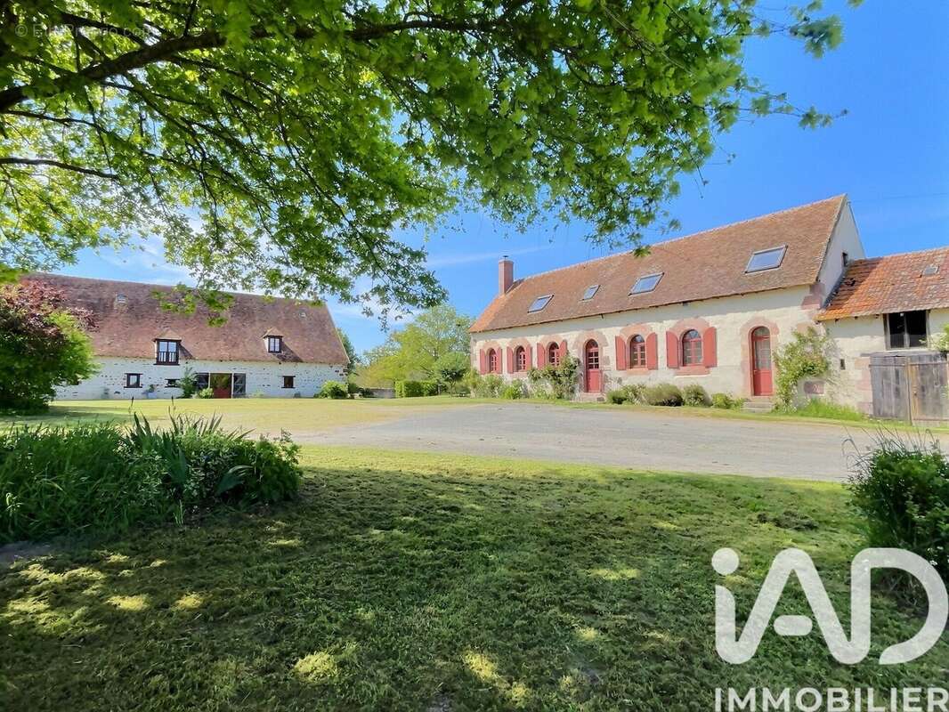 Maison 754 m² à Audes  - photo 4