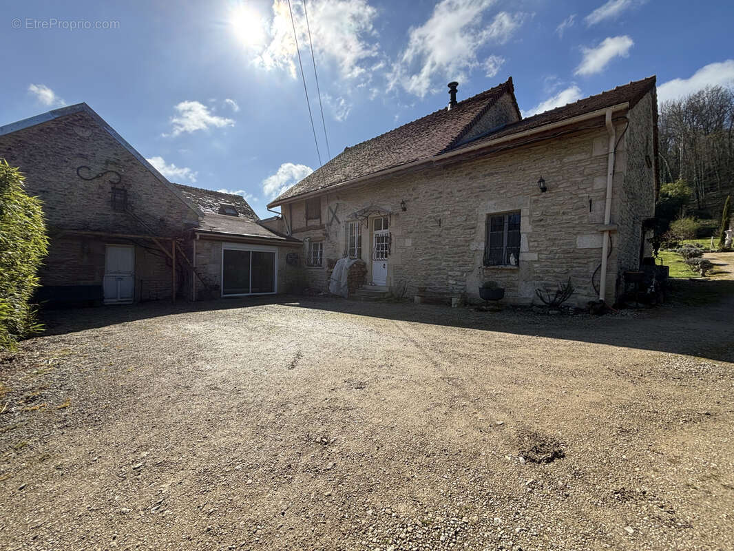 Maison à QUEMIGNY-SUR-SEINE