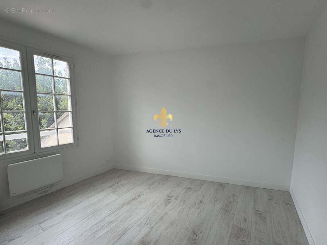 Appartement à LAMORLAYE