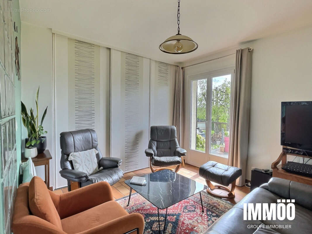 Maison à SAINT-PIERRE-DE-VARENGEVILLE