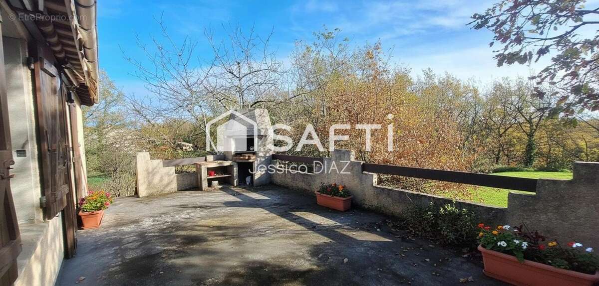 Photo 5 - Maison à VIRAC