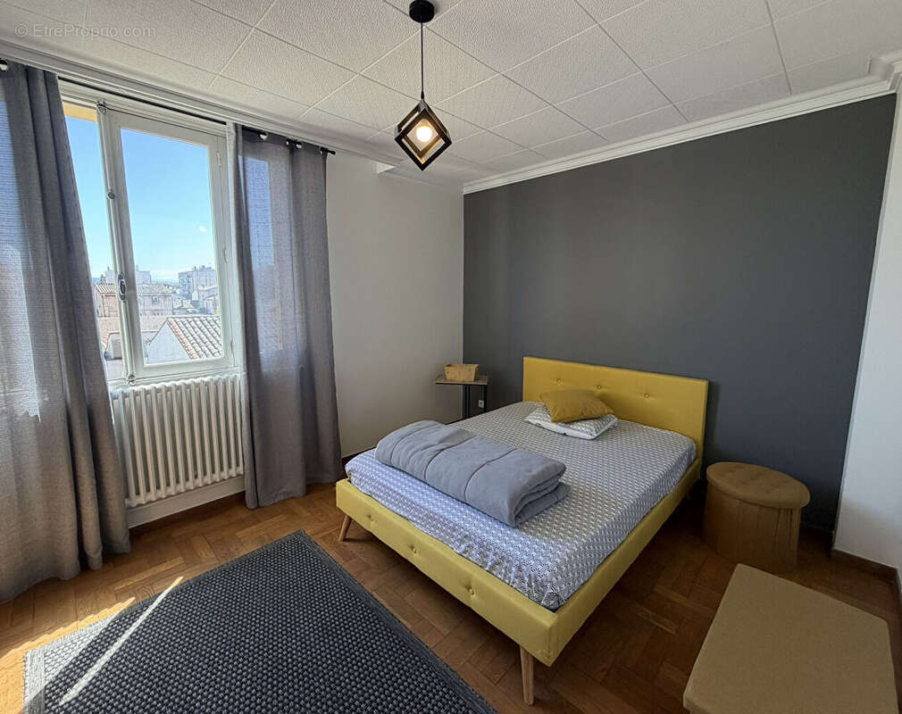 Appartement traversant de 103 m² avec terrasse garage parquets proche centre-ville et canal - photo 5