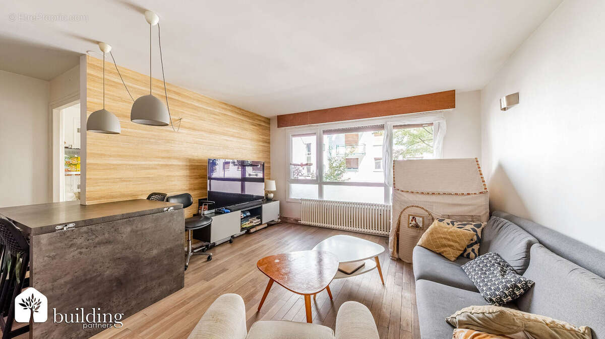 Porte de Saint Ouen Paris 18ème - Appartement 3 pièces 66 m² - photo 10