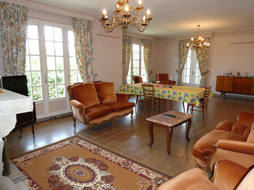 Maison à ARON