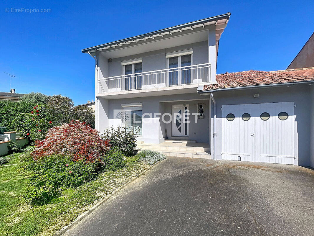 Maison à CASTELSARRASIN