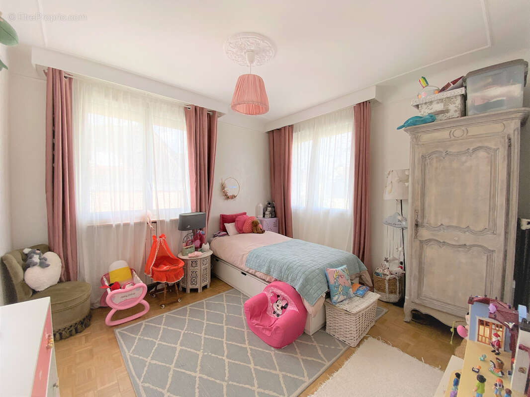 Maison à ORMESSON-SUR-MARNE