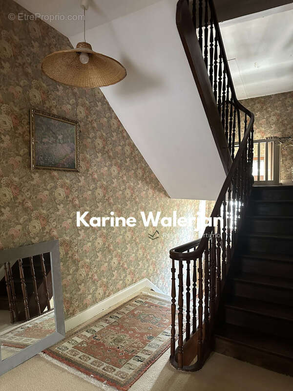 Maison à COURRIERES