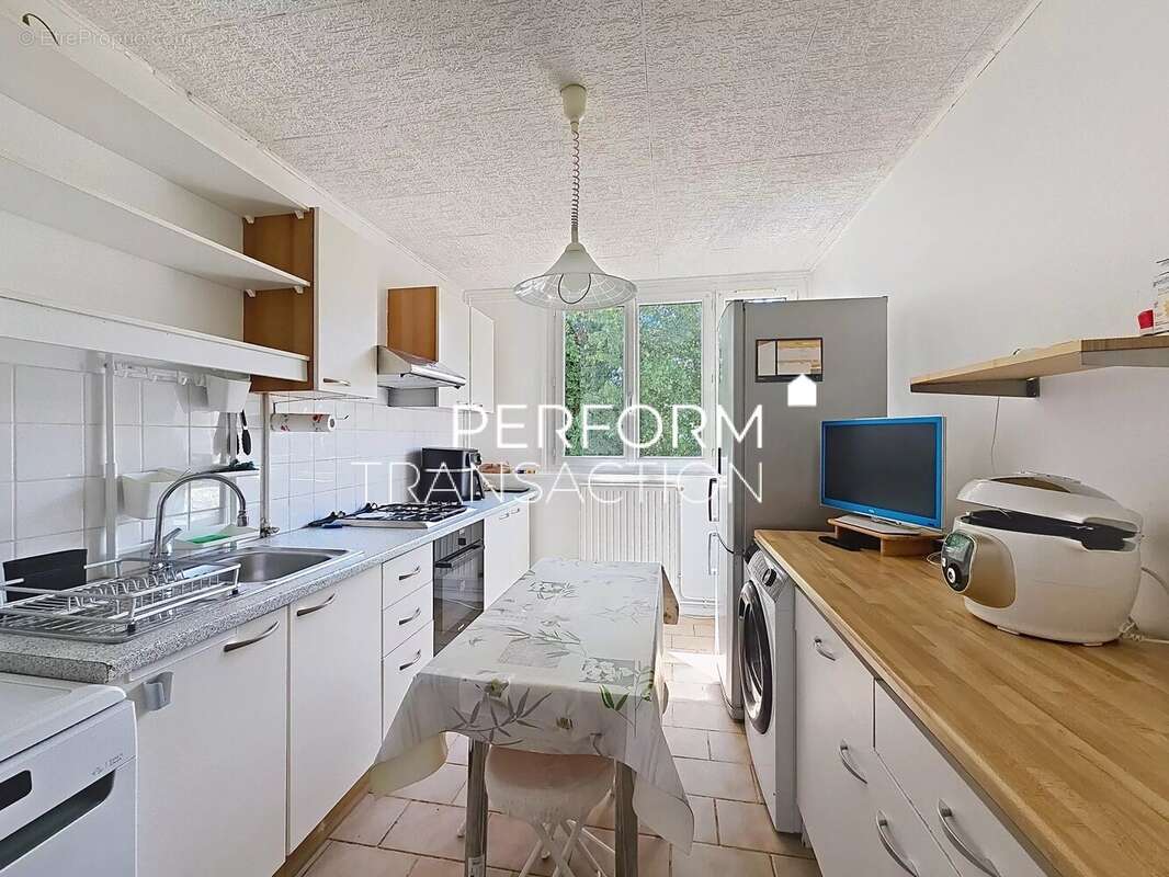 Appartement à FONTAINE