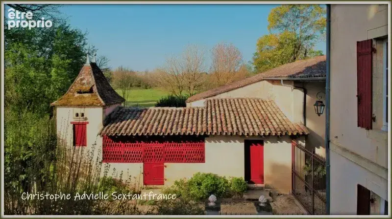 Ensemble immobilier, habitation 230 M2, 5 chambres d'hôtes, 2 gîtes, piscine sur 1 Ha - photo 25